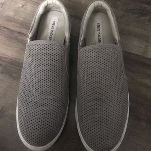 Steve Madden slip on